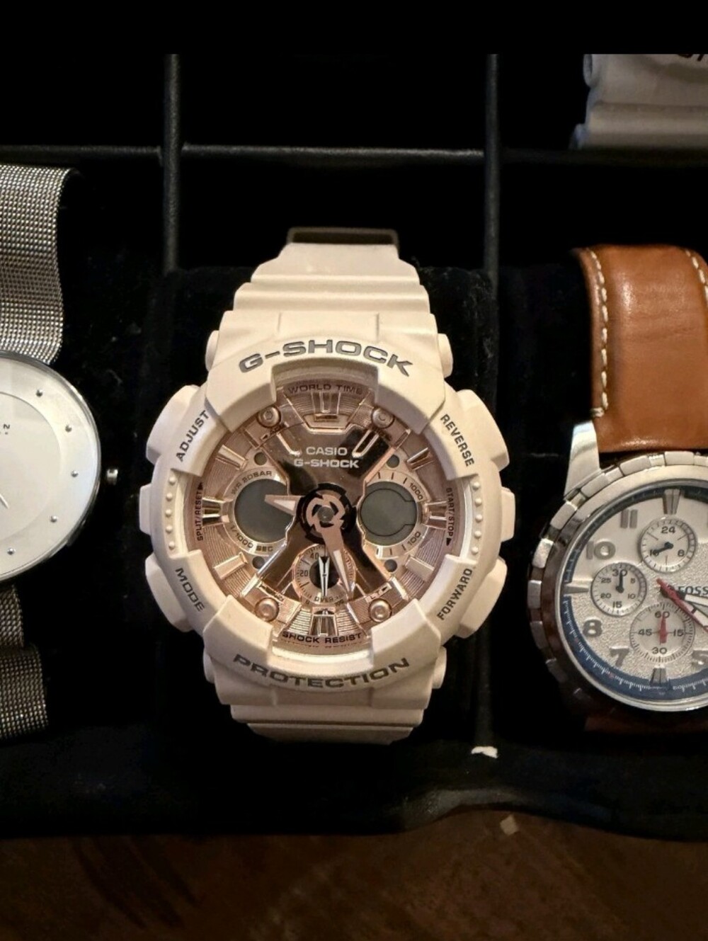 BUNDLE 8 WATCHES ( UNISEX ) - Picture 7 of 10